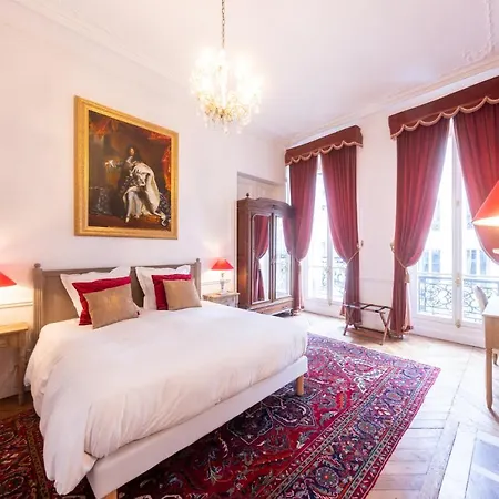 Maison De Lignieres - - Quartier Champs-elysees Bed & Breakfast Paris